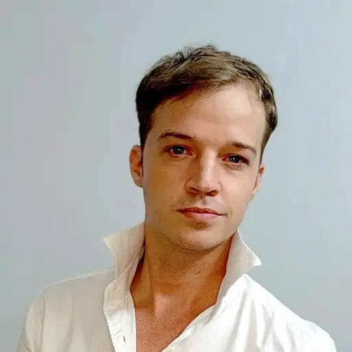 Jacob, founder of Mr. Practical English, experienced English tutor dedicated to helping students achieve their language goals.